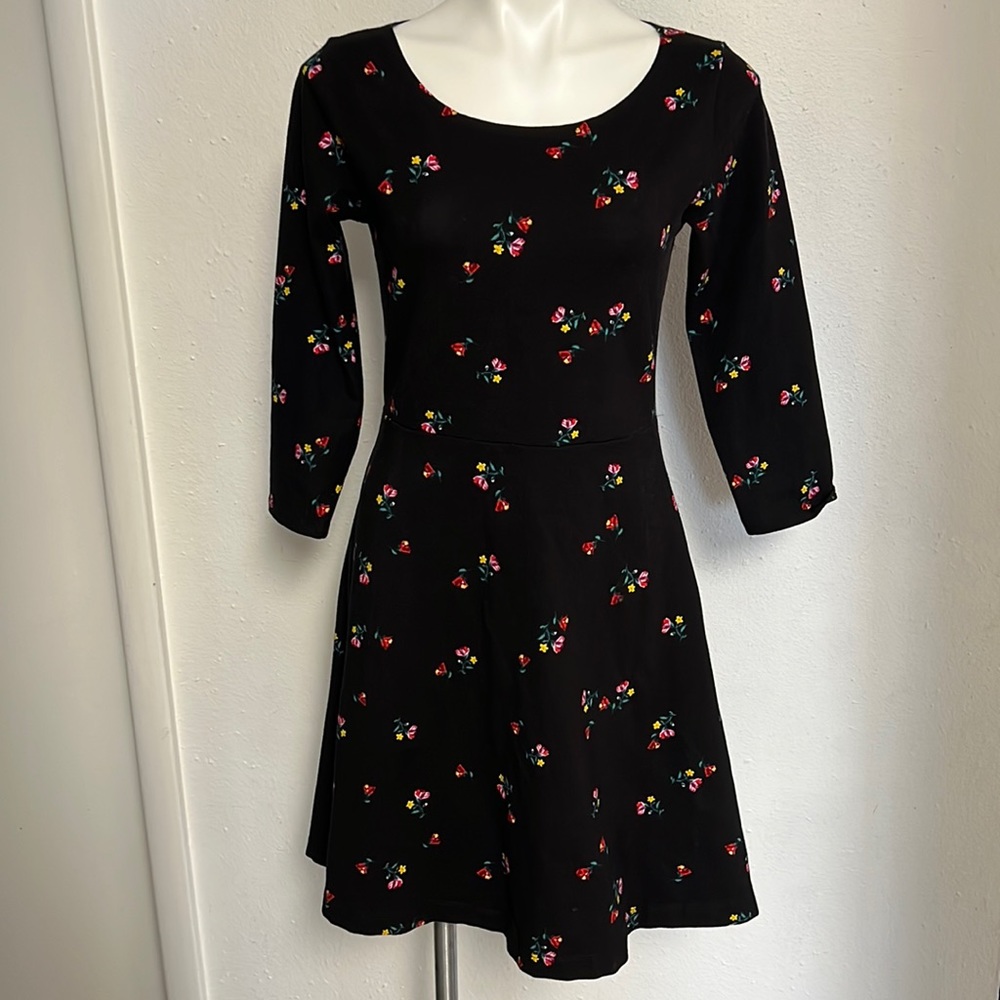 Old Navy Black Floral Dress